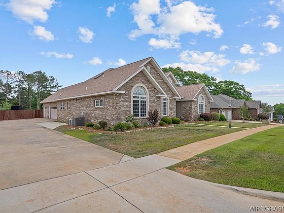 2nd image of 7 Blue Ridge Cir