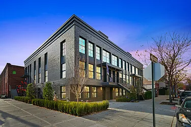 Sold by Avenue Sotheby's International Realty