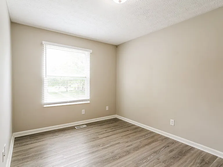 145 Timber Ridge Dr — Photo 16