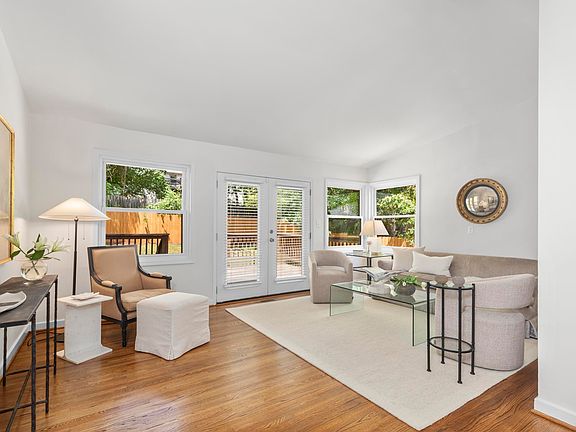 5th image of 1036 Montclair Rd