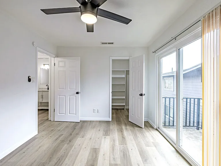 2705 Windswept Cv — Photo 42