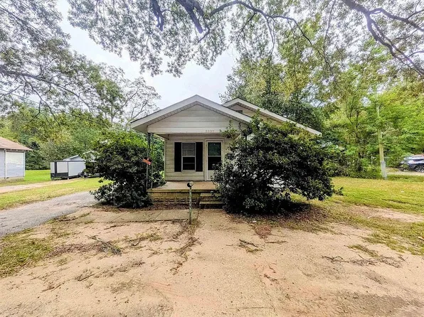 2237 Mount Holly Rd, Camden, AR 71701