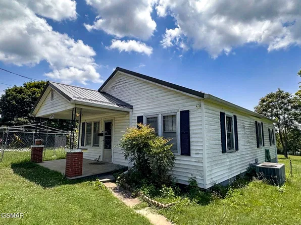 2105 Walnut St, White Pine, TN 37890
