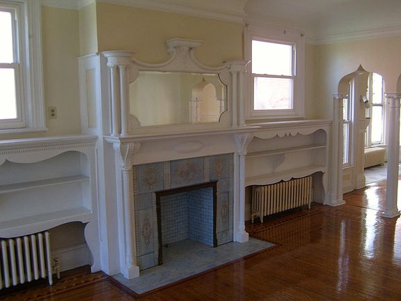 5th image of 539 Linwood Ave APT 1