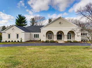 5015 Rollman Estates Dr, Cincinnati, OH 45236