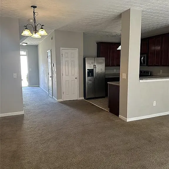 4360 Stone Gate Way — Photo 2