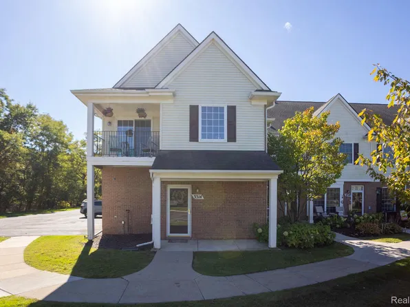 3314 Kneeland Cir #114, Howell, MI 48843
