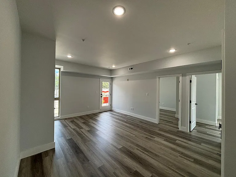 2061 N 62nd St #7 — Photo 4