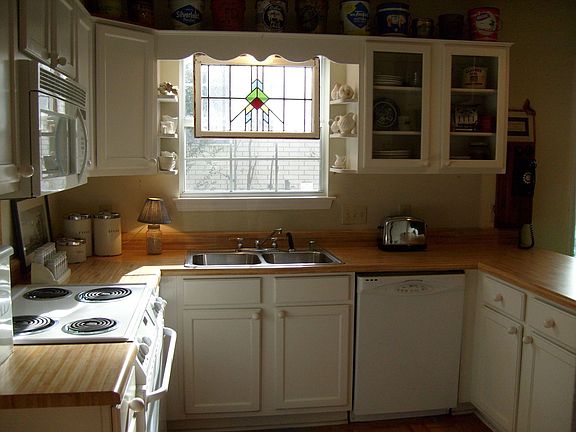 light and airy kitchen