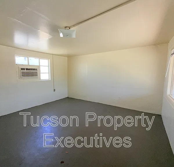 3314 E Benson Hwy #9 — Photo 5