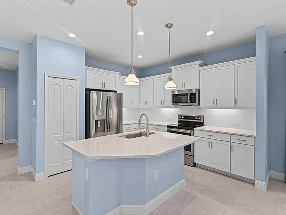 2nd image of 11579 Okaloosa Dr