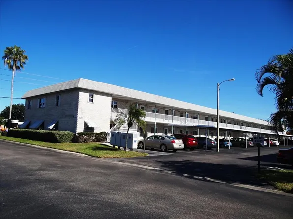 5357 81st St N APT 3, Saint Petersburg, FL 33709