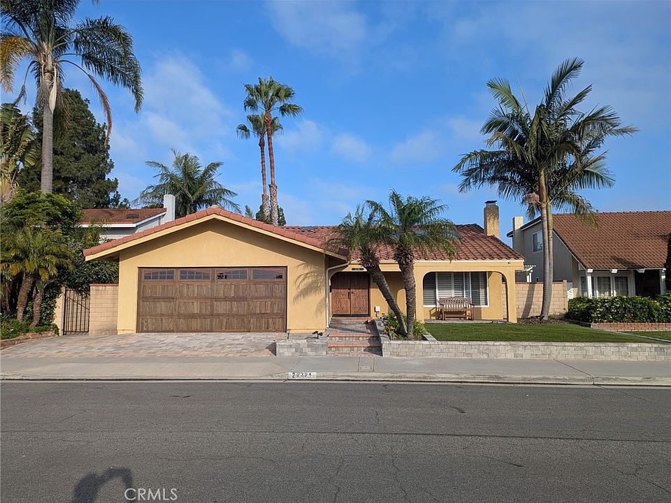 1st image of 20391 Brentstone Ln