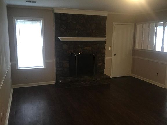 2nd image of 4652 Chelwood Dr