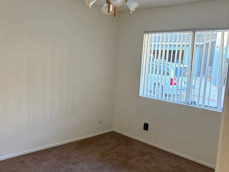 5333 La Canada Blvd — Photo 12