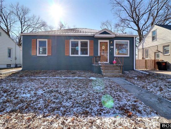 841 E 15th St, Fremont, NE 68025