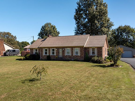 2nd image of 557 Trailridge Rd