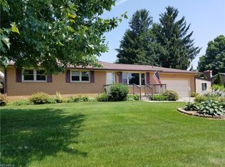 6233 Howland St, Louisville, OH
