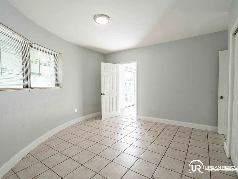 7640 Carlyle Ave #7A — Photo 15
