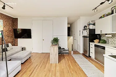 Rented by Sotheby's International Realty