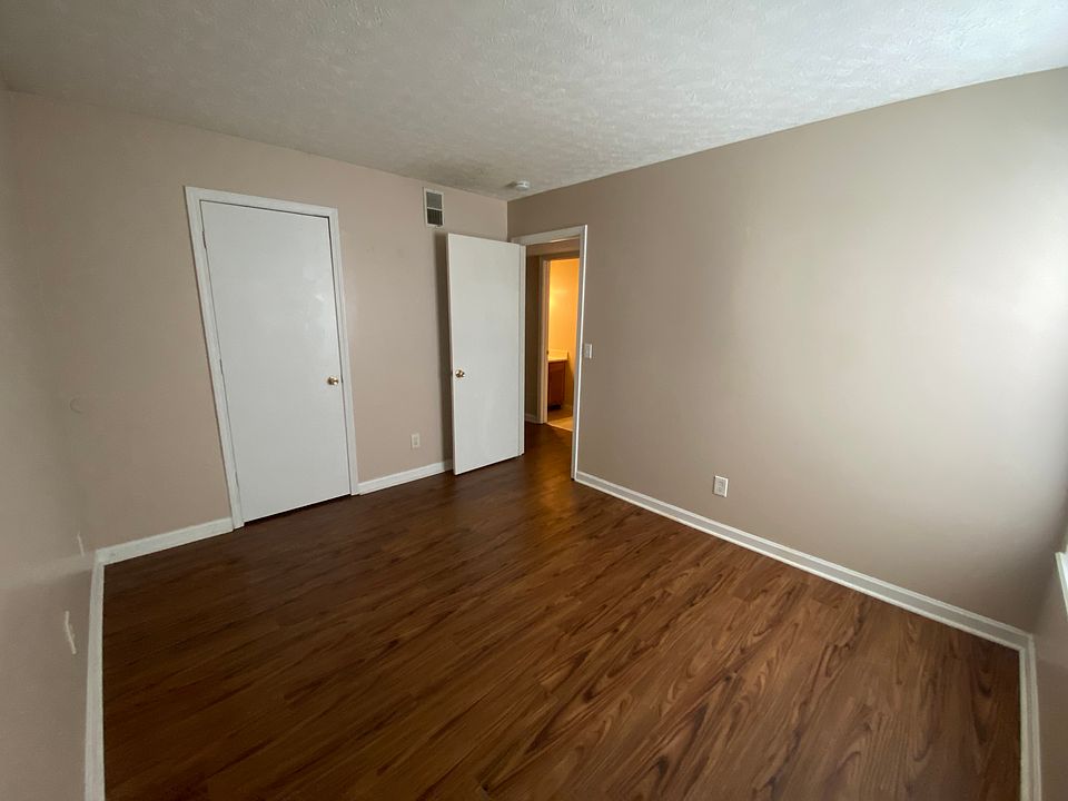 1st image of 2404 Scenic Dr NE #948ad89a6