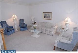 4th image of 3660 Marian Dr