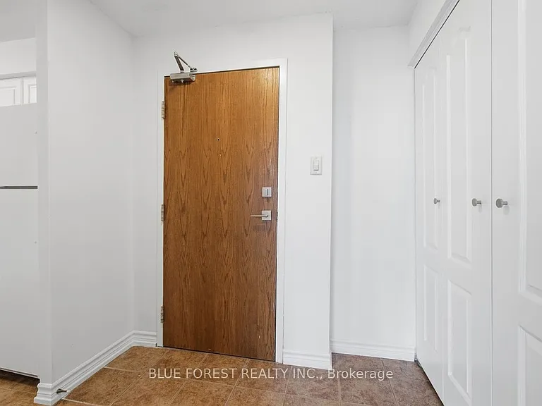 127 Belmont Dr #909 — Photo 5