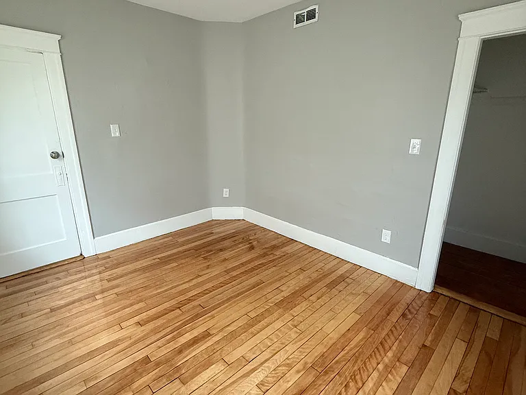 4 Irene St #2 — Photo 11