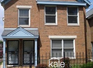 230 S Hoyne Ave #2, Chicago, IL 60612