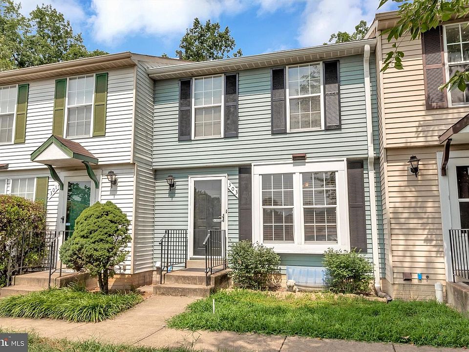 1st image of 303 Essex St