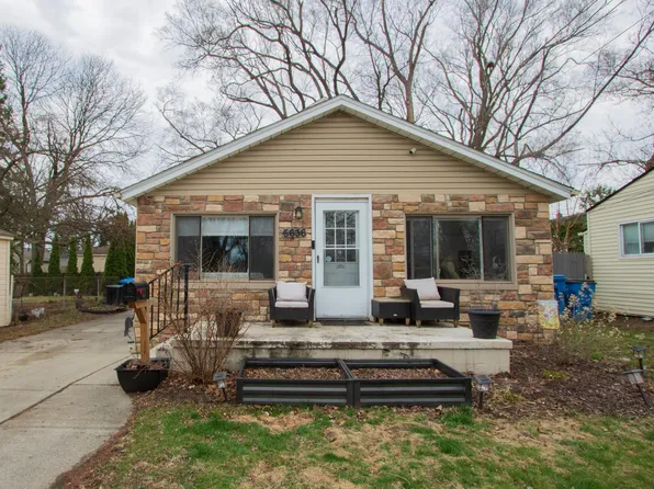 5636 Hipp St, Dearborn Heights, MI 48125