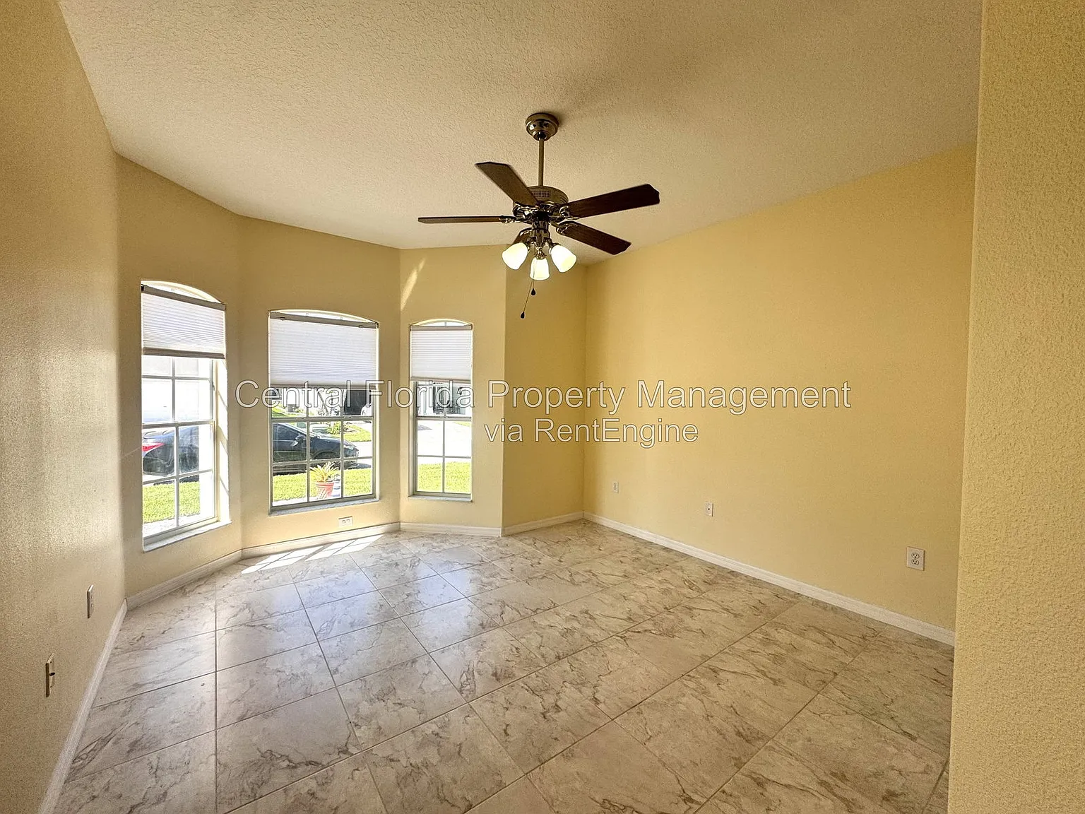 2 bed, 2.0 bath, 1774 sqft, $1,949 — Photo 2