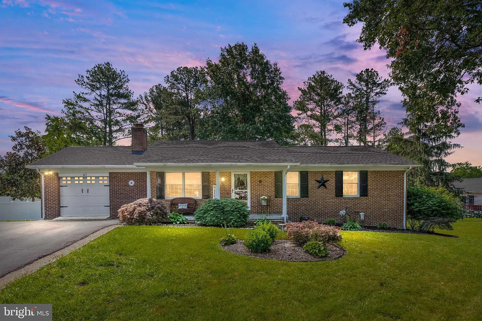 117 Amherst Ct photo 1
