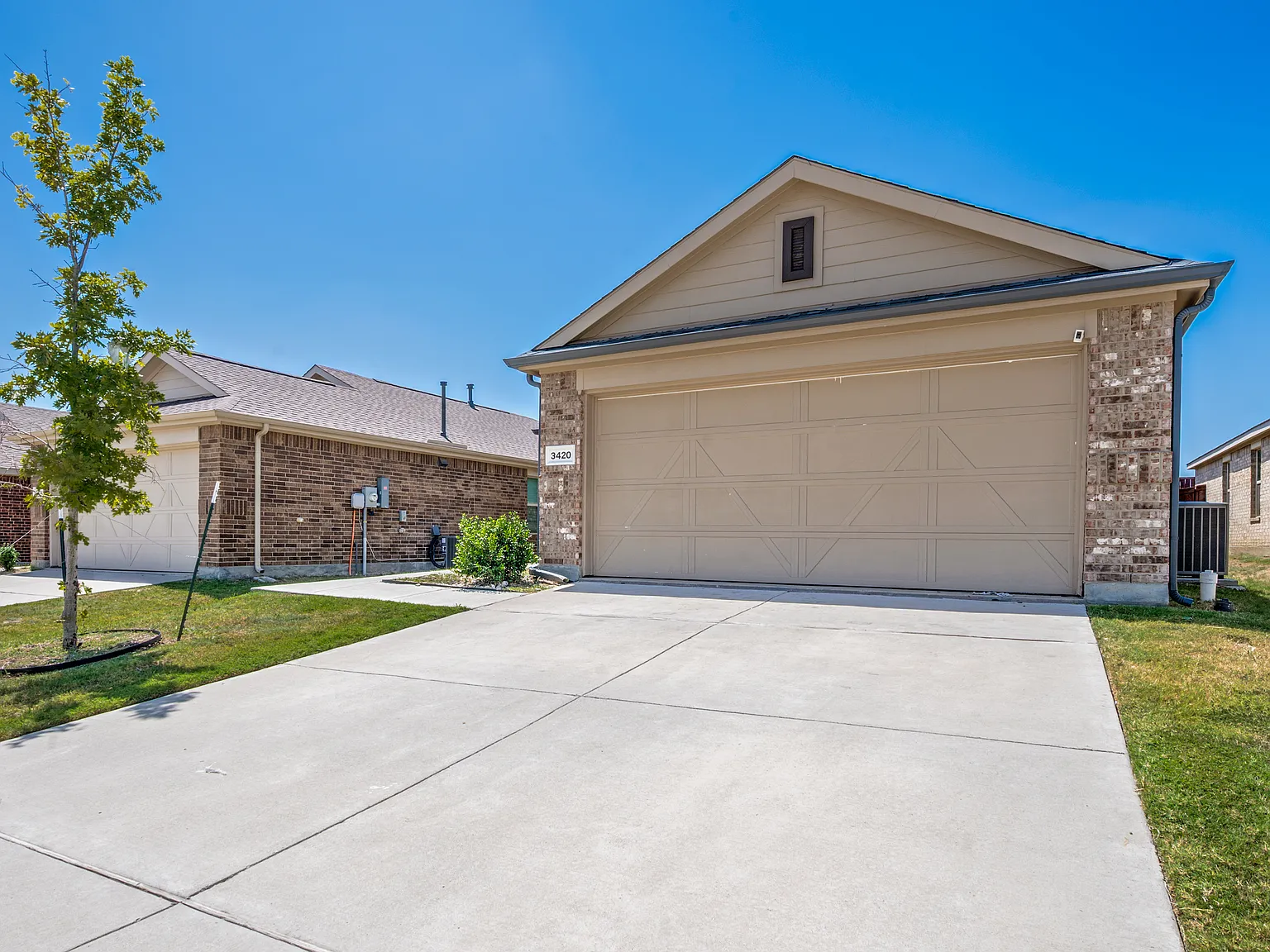 3 bed, 1470 sqft, $1,999 — Photo 3