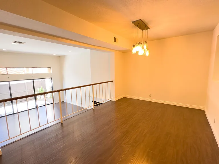 1844 S Marengo Ave #35 — Photo 3