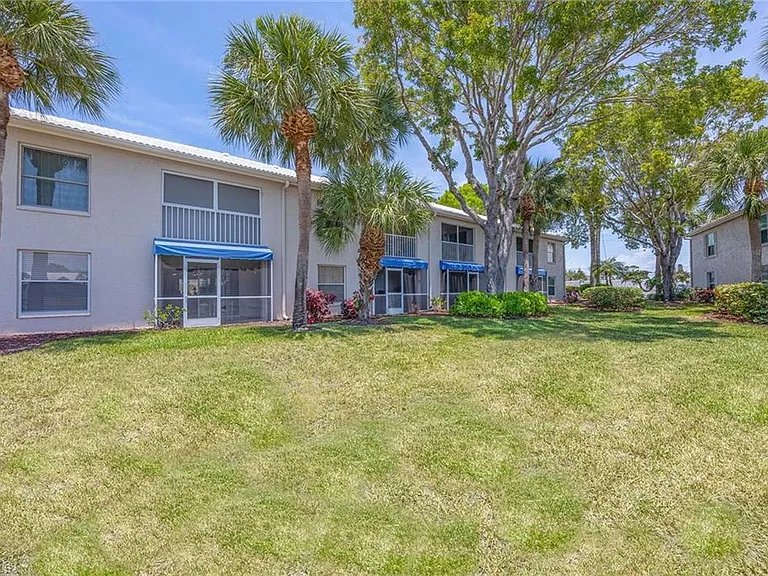 822 Gulf Pavillion Dr #202 — Photo 21