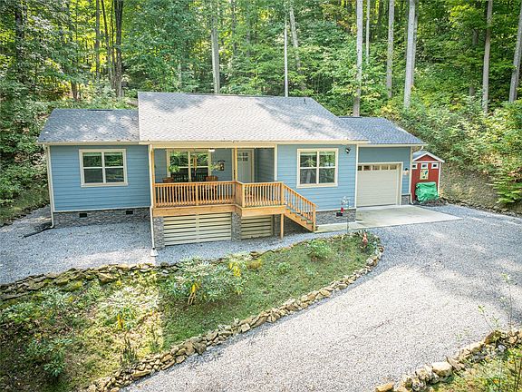 2nd image of 1965 Dogwood Dr