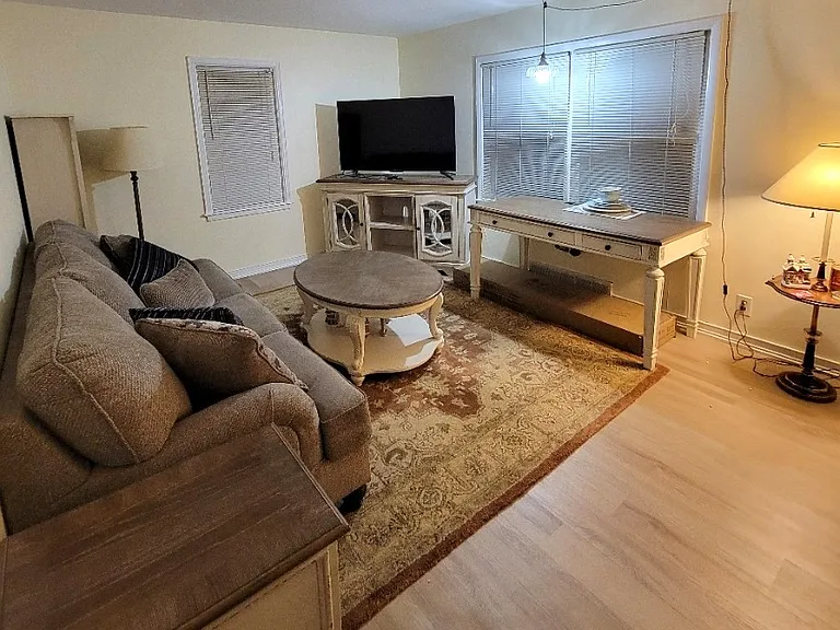 1408 Torney Ave — Photo 7