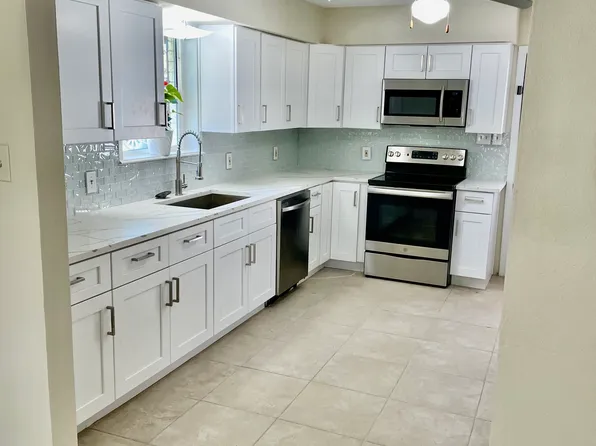 25723 Glen Loch Dr, Spring, TX 77380