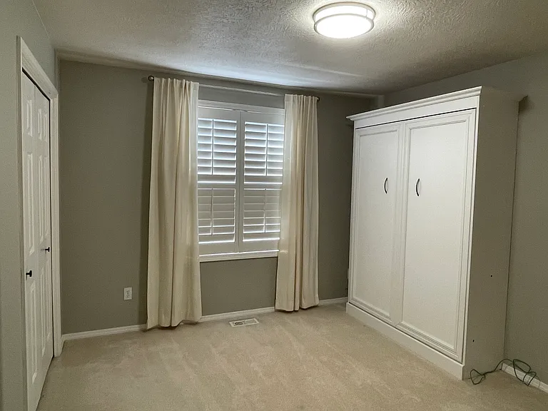 Bedroom #3/office