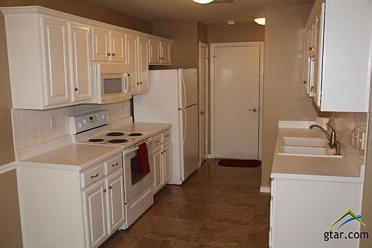 4th image of 5401 Hollytree Dr APT 104