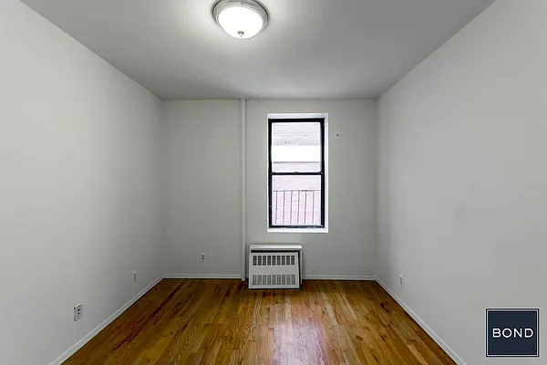 Rented by Bond New York | media 9