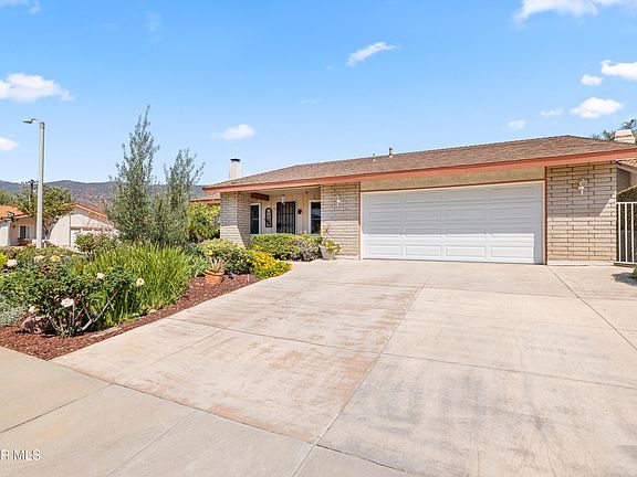 2nd image of 2050 Cheam Ave