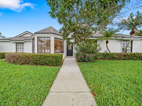 13571 Jonquil Pl, Wellington, FL 33414