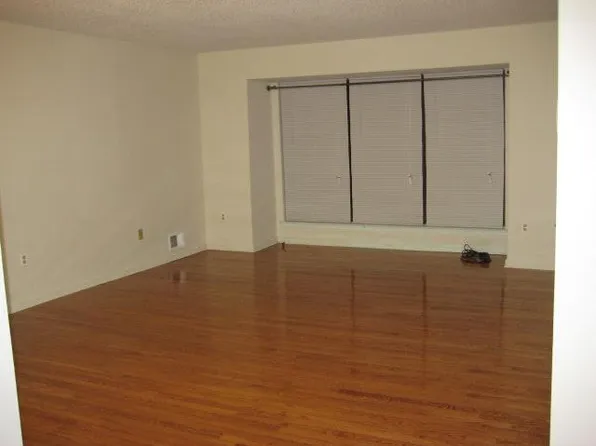 29 Joyner Ct Floor 1, Lawrence Township, NJ 08648