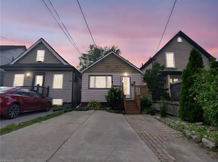 210 E 24th St, Hamilton, ON L8V2Y4