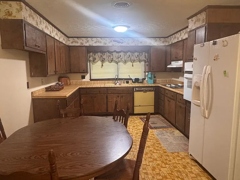 2116 Ila Rd — Photo 15