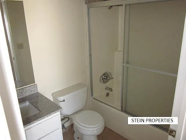 13610 Moorpark St #108 — Photo 9