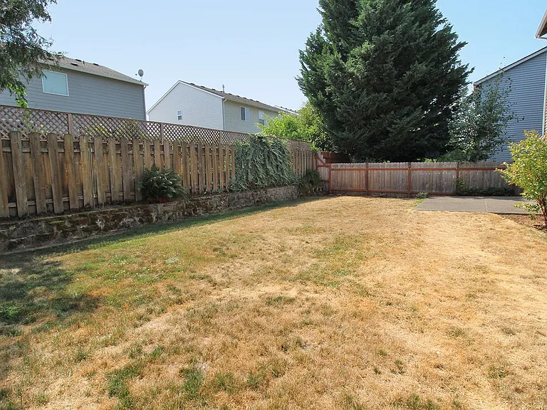 15542 SE Thornbridge Dr — Photo 27
