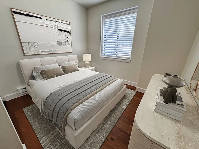 unit 801 unfurnished updated bedroom with mirrored closet doors